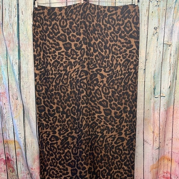 Pareo Scarf Swim Cover-up Wrap NWT - Picture 1 of 2